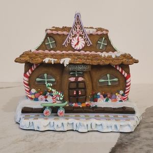 Danbury Mint Gingerbread Village Gingerbread Junction Holiday Village